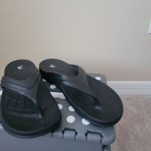 Reel Legends Black Sandals